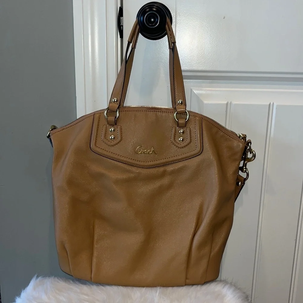 Tan leather Coach North South satchel purse large
Slouchy boho western - Picture 14 of 16